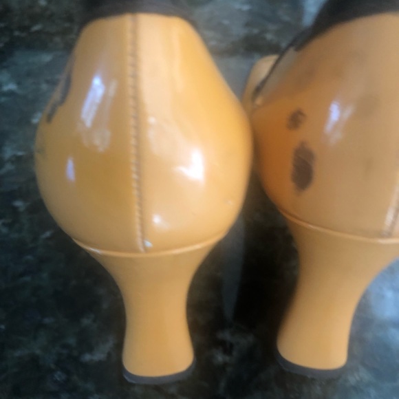 Prada patent Mary Janes - Picture 3 of 6